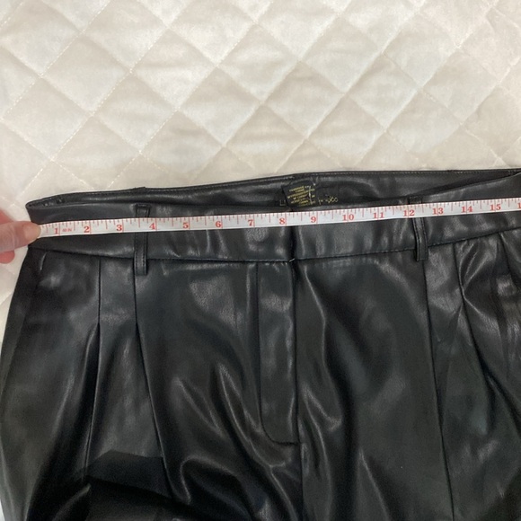 House of Harlow Pleat Pant - Picture 7 of 9